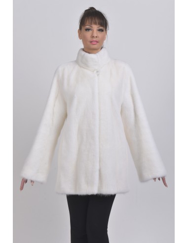 Short withe mink coat front side