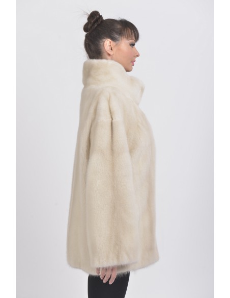 Short pearl white mink coat right side